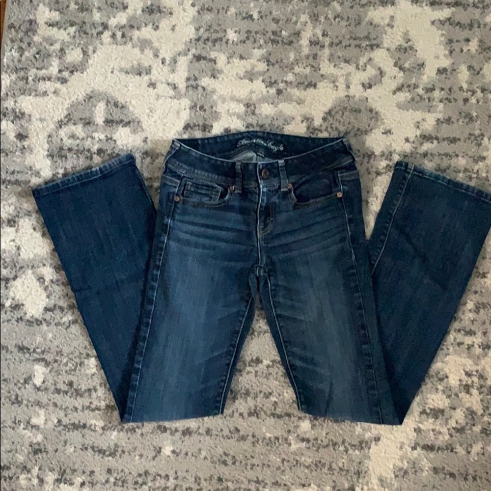 American Eagle size 4 Original Boot Cut Jeans